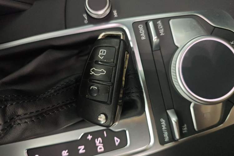 Used Audi A3 2017 Limousine 35 TFSI Sport Edition
