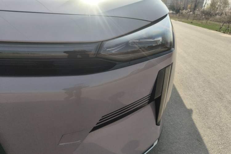 Used  L6 2024 125km Creative Edition
