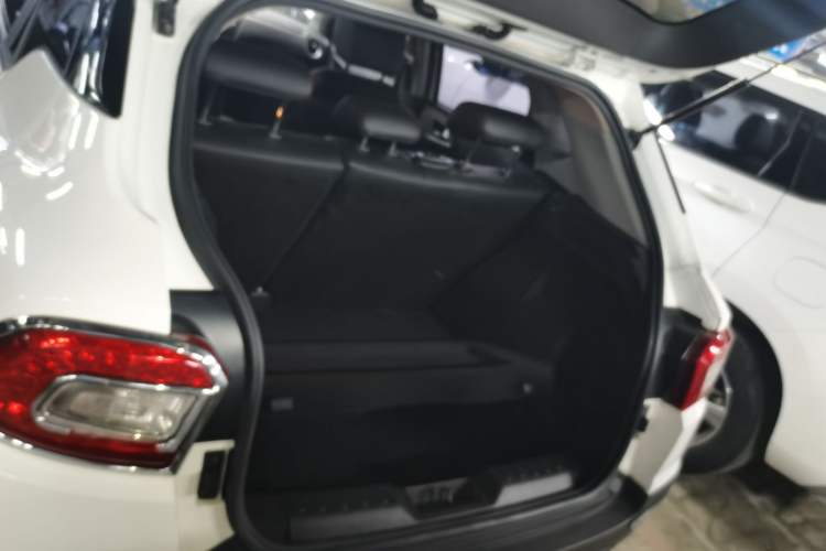 Used Brilliance V3 2016 1.5L Manual Comfort Model
