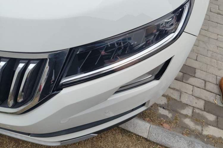 Used Skoda Kodiaq 2018 Restyled TSI330 7-Seater Two-Wheel Drive Luxury Enjoyment Edition