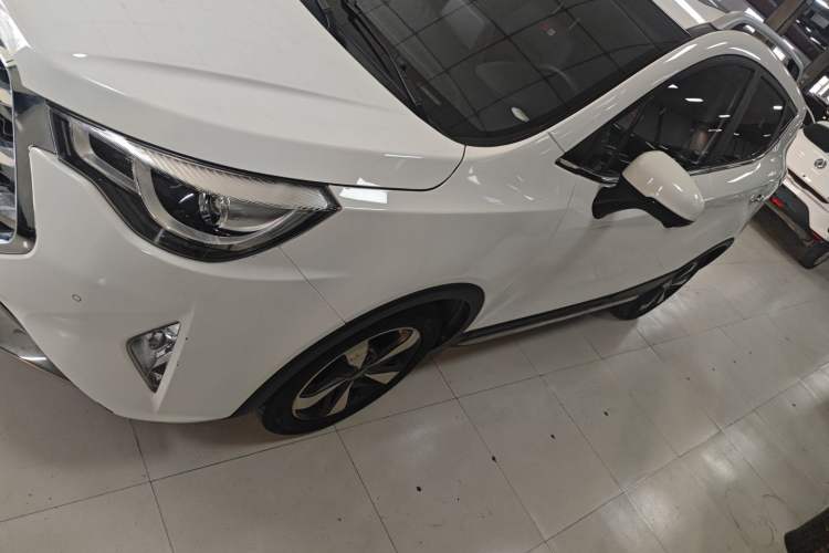 Used  Refine S3 2017 1.6L CVT Smart Connect Model
