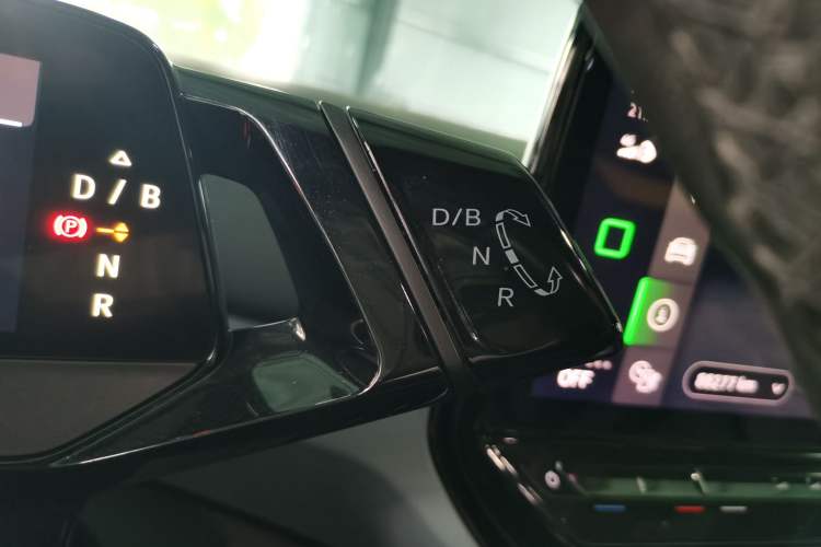 Used Volkswagen ID.4 X 2021 Pro Smart Long-Range Edition
