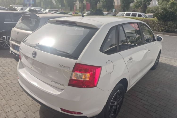 Used Skoda Rapid Spaceback 2016 Revised Version 1.6L Automatic Front-Drive Edition
