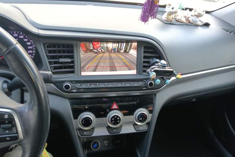 Used Hyundai Elantra 2019 1.5L CVT ZhiXuan – Elite Version
