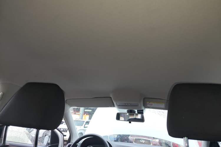 Used Volkswagen Polo 2014 1.6L Automatic Comfort Edition
