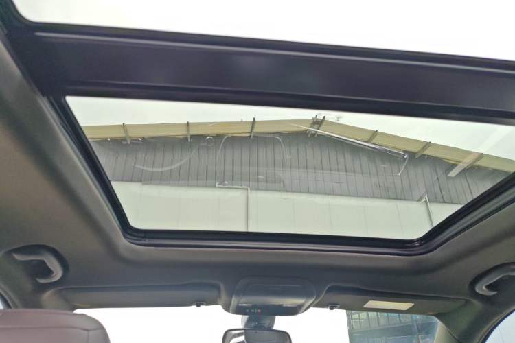 Used Cadillac XT6 2021 2.0T Six-Seater Four-Wheel-Drive Luxury Version
