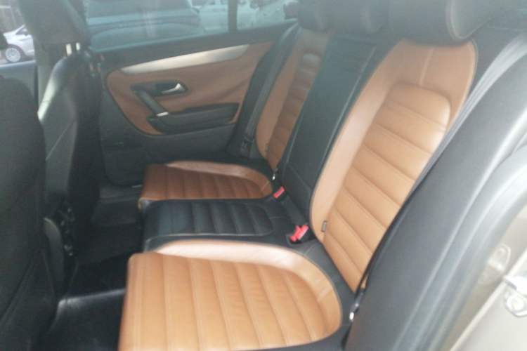 Used Volkswagen FAW-Volkswagen CC 2013 2.0 TSI Luxury Model
