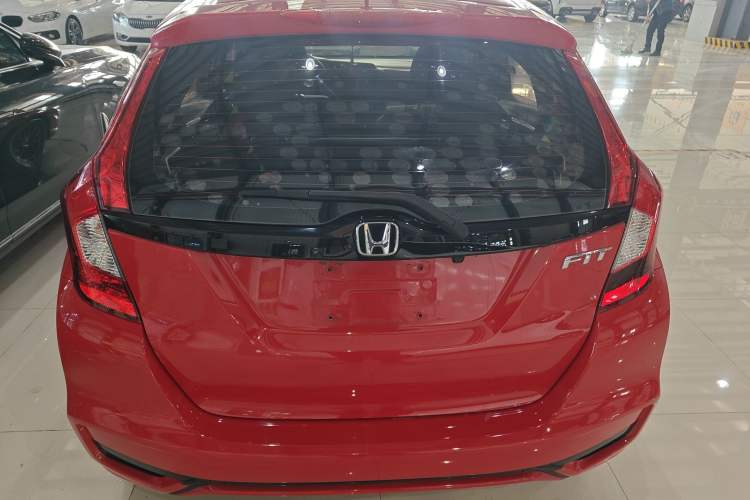Used Honda Fit 2018 1.5L CVT Comfort Sunroof Version