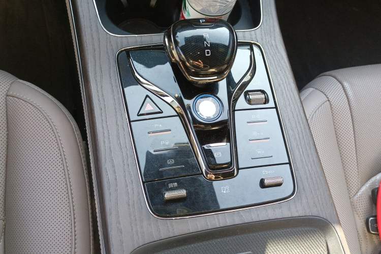 Used BYD Han 2025 EV Intelligent Driving Edition 701KM LiDAR Deluxe Model