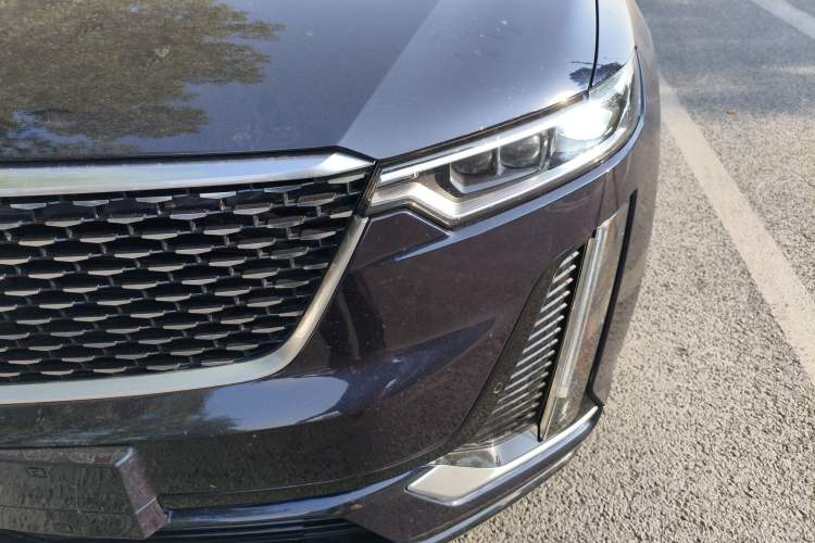 Used Cadillac XT6 2021 2.0T 7-Seater Two-Wheel-Drive Luxury Version