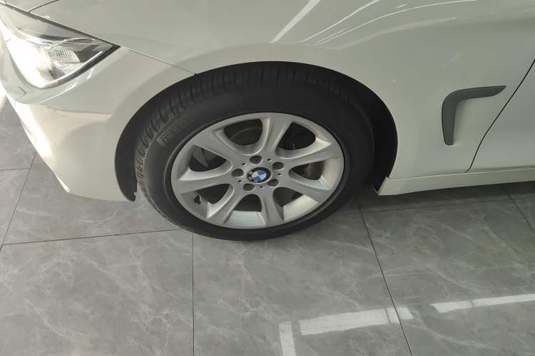 Used BMW 4 Series 2014 420i Convertible Fashion Model