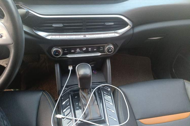 Used Bestune T77 2019 230 TID Automatic Luxury Version National V