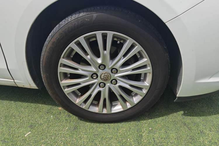 Used Buick GT 2015 15N Automatic Elite Version
