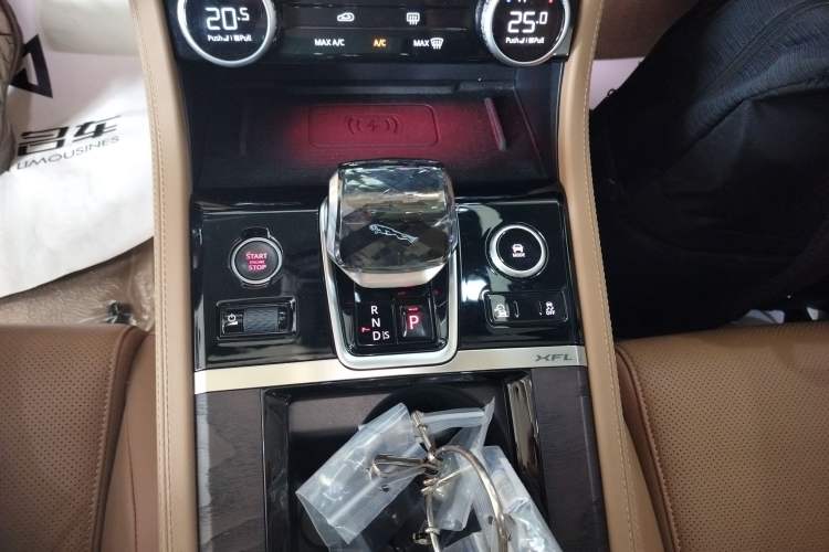 Used Jaguar XFL 2024 2.0T P250 Two-Wheel Drive Prestige Luxury Edition
