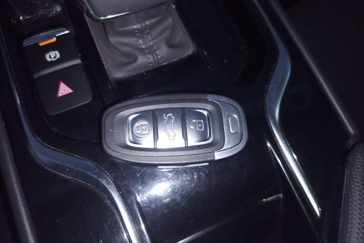 Used Hongqi E-QM5 2023 Revised Version Basic Travel Edition