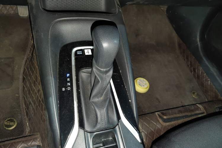 Used Toyota Corolla 2021 Dual-Motor 1.8L E-CVT Elite Edition
