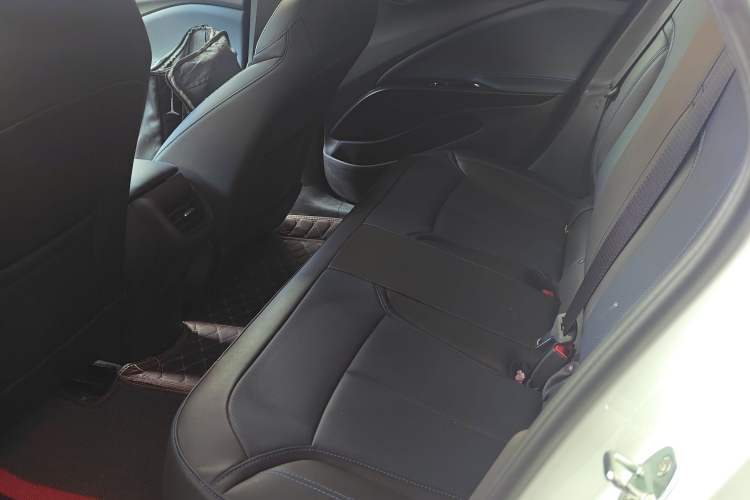 Used Buick Velite 6 2023 430km Range Commuter Version
