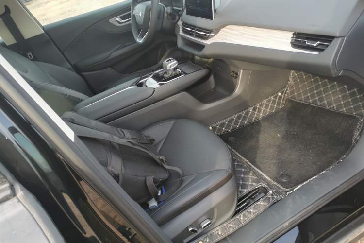 Used Hongqi E-QM5 2024 500km Range Edition