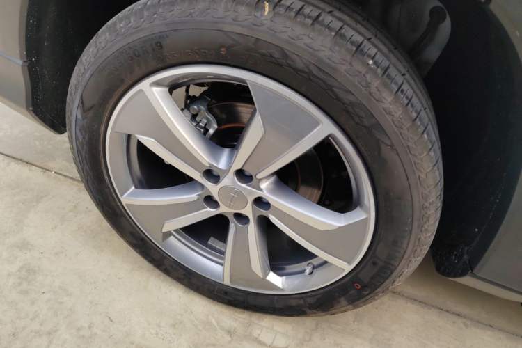 Used Geely Auto Haoyue L 2024 2.0T DCT Flagship Version