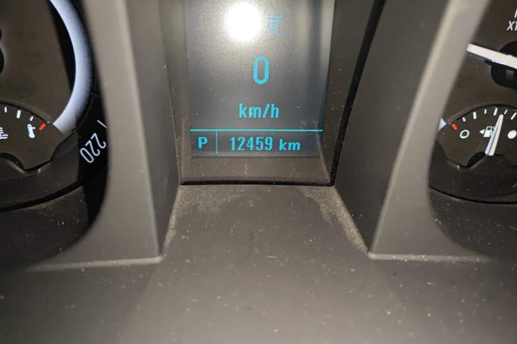 Used Buick GL8 2018 28T Luxury Model China VI Standard