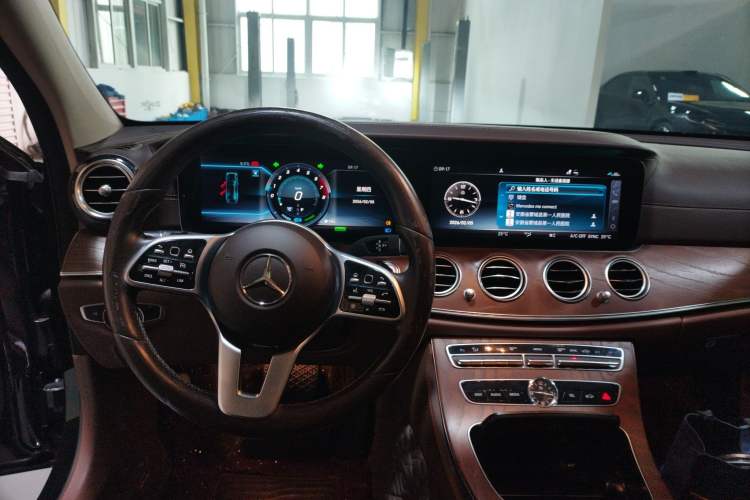 Used Mercedes-Benz E-Class 2019 E 260 L