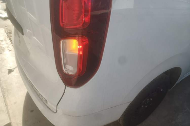 Used Wuling Hongguang New Energy 2024 All-Electric Model 300KM Practical Version
