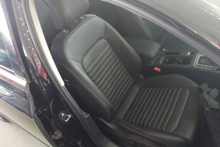 Used Volkswagen Magotan 2020 280TSI DSG Comfort Edition