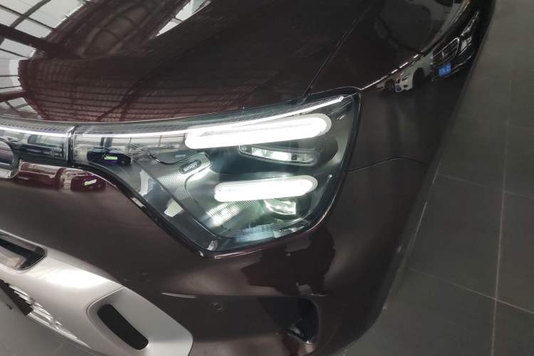 Used  #5 2024 Ultra-Long Range Extraordinary Journey Luxury Edition