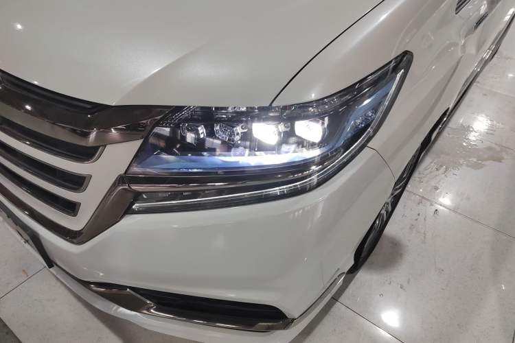 Used Honda Elysion 2019 2.0L Hybrid Luxury Edition
