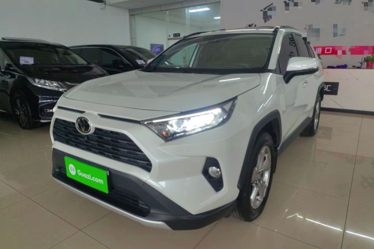 Used Toyota RAV4 2021 2.0L CVT Two-Wheel Drive Fashion Edition