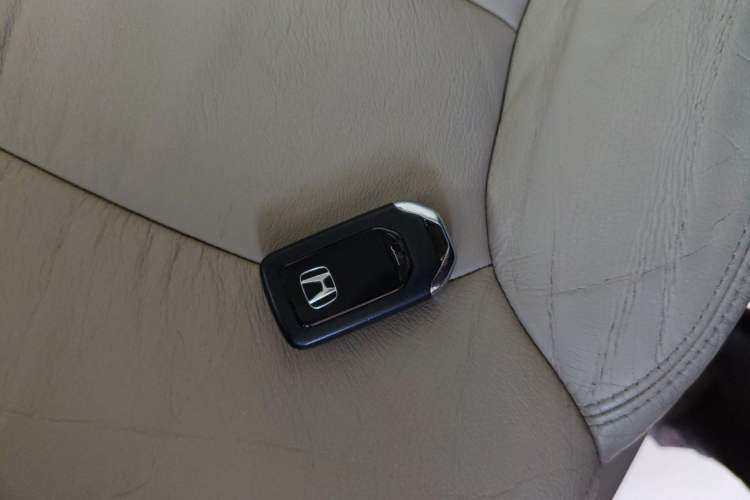 Used Honda Odyssey 2015 Updated Version 2.4L Smart Edition
