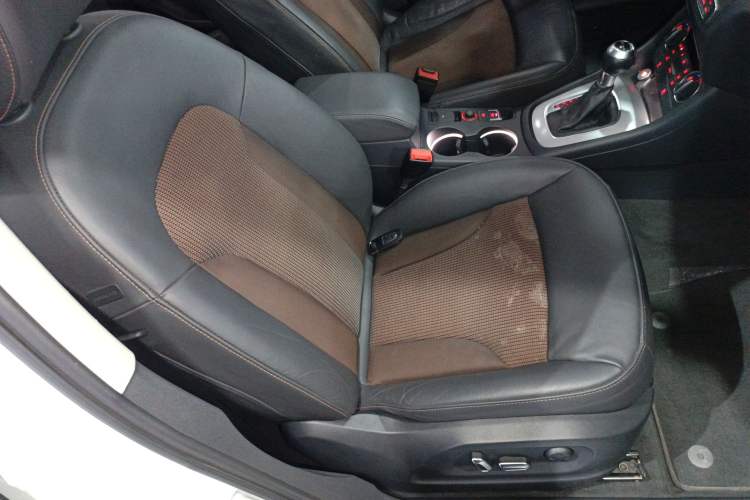 Used Audi Q3 2017 30 TFSI Fashion Model