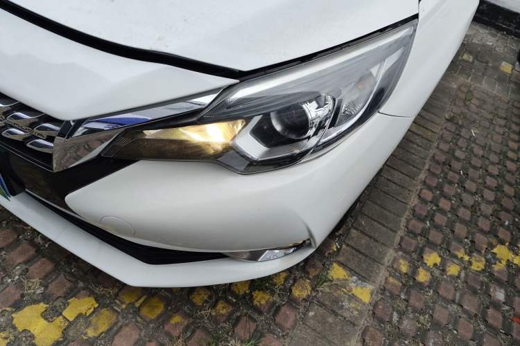 Used Venucia T90 2017 2.0L CVT Fashion Edition
