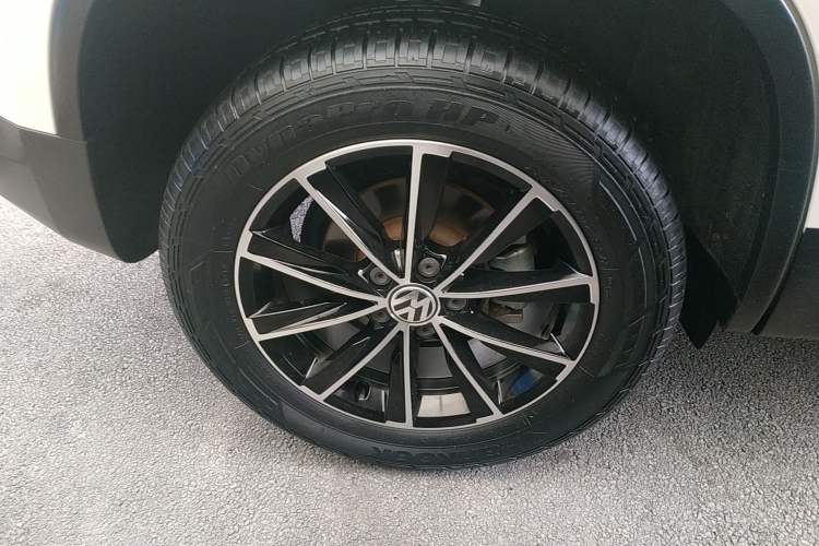 Used Volkswagen Tiguan 2016 280TSI Automatic Two-Wheel-Drive Silk Road Style Edition
