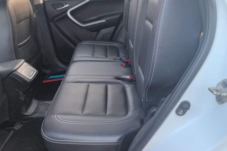 Used HYOSOW S6 2016 1.5T Manual Fashion Model