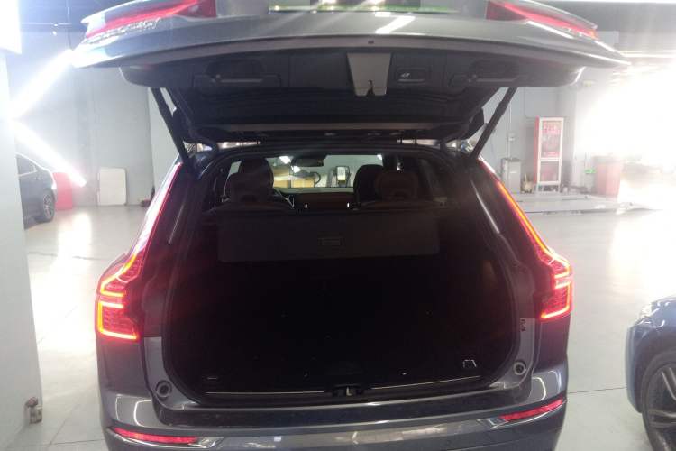 Used Volvo XC60 2021 T5 4x4 Smart Luxury Edition