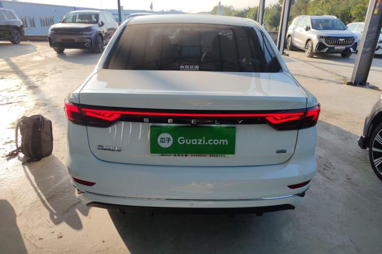 Used Geely Auto Emgrand 2025 4th Generation 1.5L CVT Flagship Version
