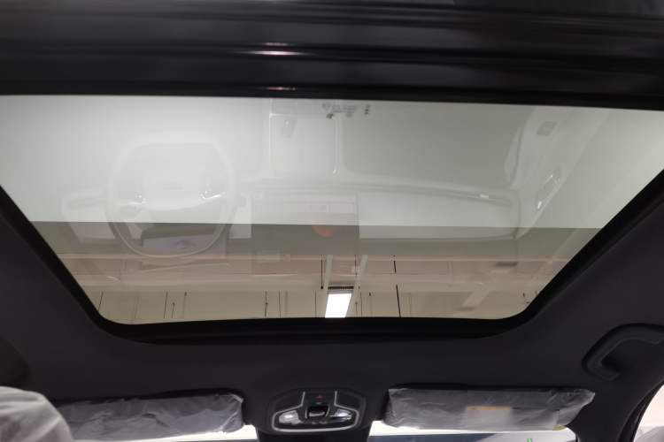 Used  Galaxy Xingjian 7 EM-i 2025 120km Exploration+ Version
