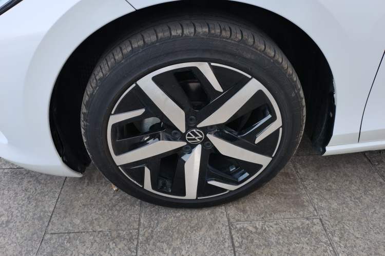 Used Volkswagen Lamando 2022 Lavida L 280TSI DSG Cool & Spicy Edition
