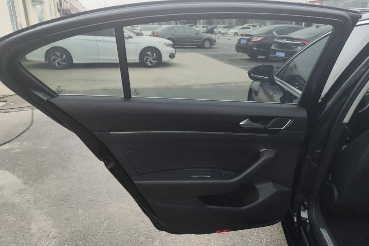 Used Volkswagen Magotan 2020 330TSI DSG Leading Model
