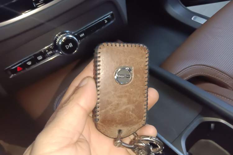 Used Volvo XC90 2023 B6 Zhiya Luxury 7-Seater
