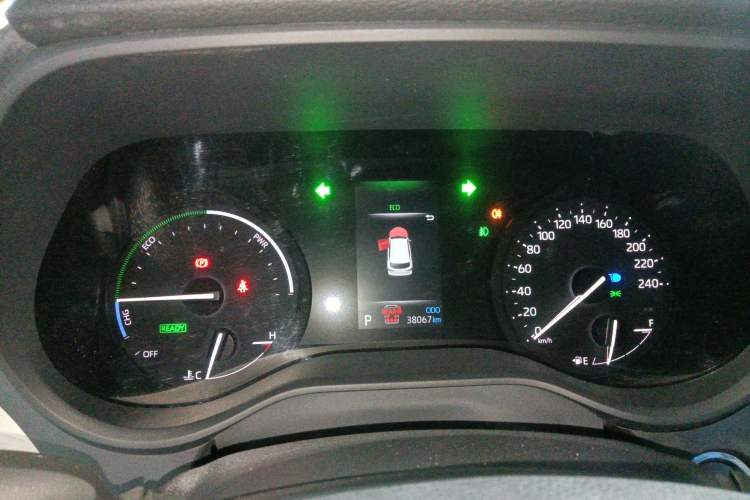 Used Toyota Granvia 2023 2.5L Hybrid Comfort Edition