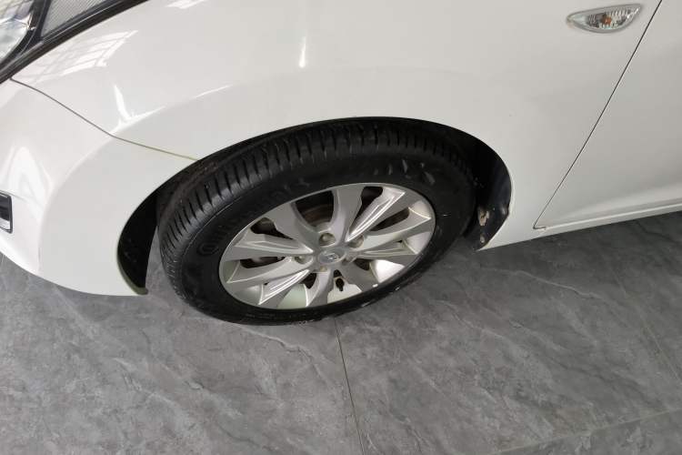 Used Hyundai Elantra (5th Generation / Langdong) 2016 1.6L Automatic Smart Version
