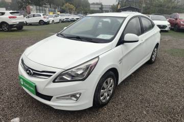 Used Hyundai Verna 2016 1.4L Manual Smart GLS Trim