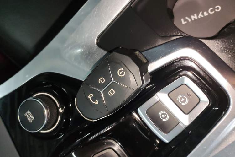 Used Lynk & Co 01 2017 2.0T Four-Wheel Drive Pro Edition
