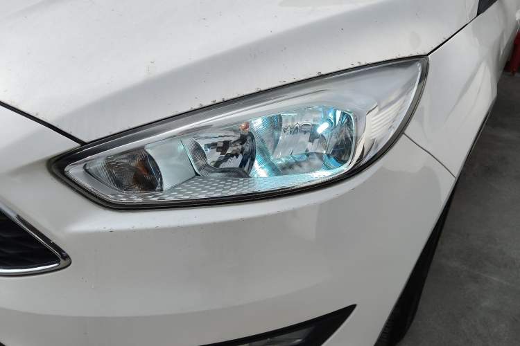 Used Ford Focus 2017 Hatchback 1.6L Automatic Fashion Edition Smart Drive Version