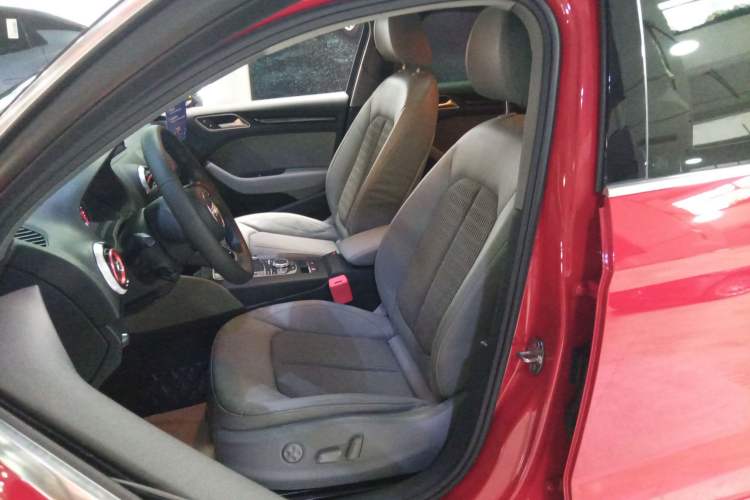 Used Audi A3 2020 Limousine 35 TFSI Fashion Edition China VI Emission Standard