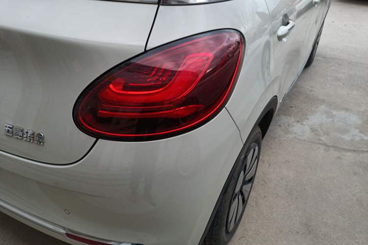 Used Wuling Bingo 2024 333 km Enjoyment Version
