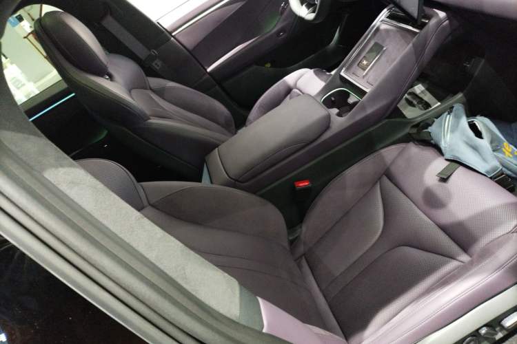 Used XPeng P7 2025 Model—702 Long Range Ultra
