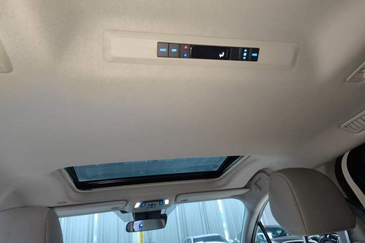 Used Toyota Sienna 2021 2.5L Hybrid Comfort Edition